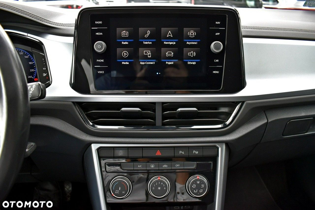 Volkswagen T-Roc 1.5 TSI Life DSG - 19