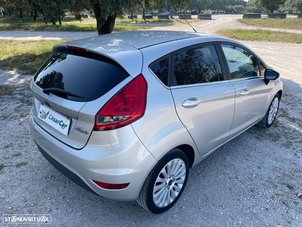 Ford Fiesta 1.4 TDCI Titanium - 17