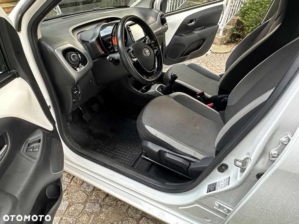 Toyota Aygo 1.0 VVT-i Color Edition - 19