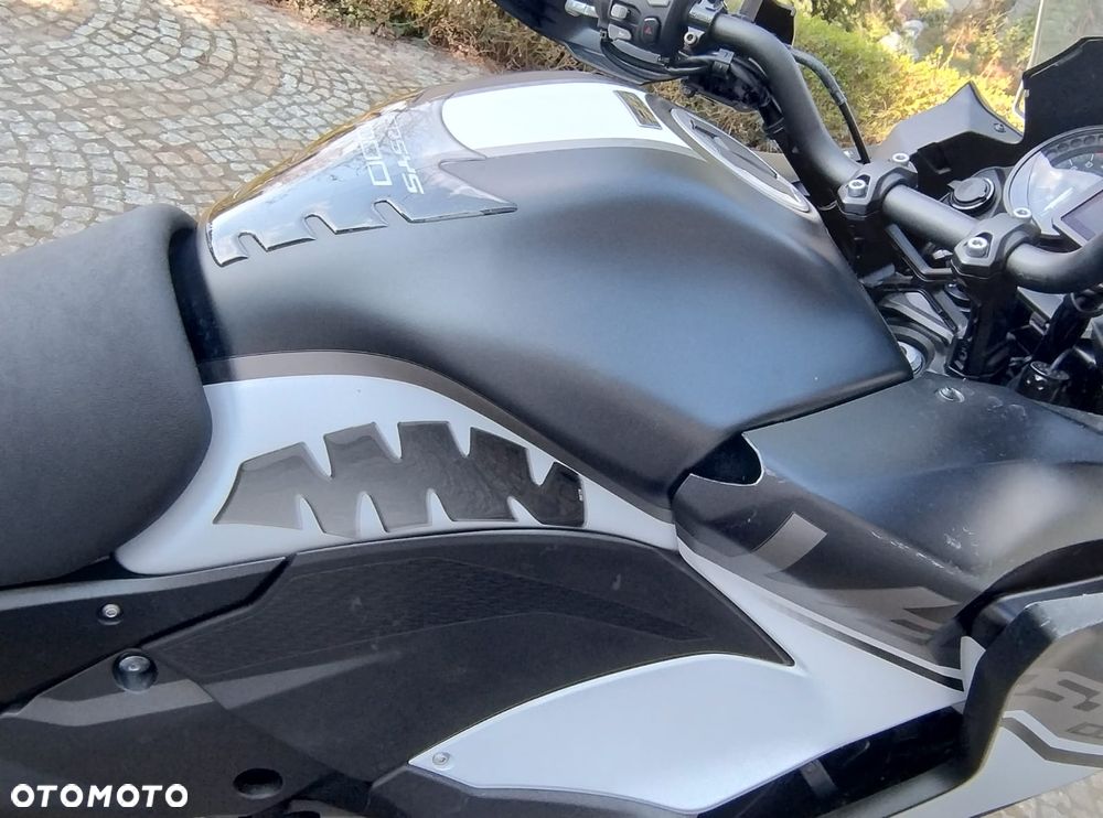 Kawasaki Versys 1000 - 16