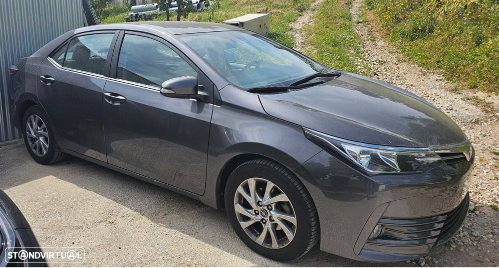 Toyota Corolla 1.33 VVT-i Exclusive - 1