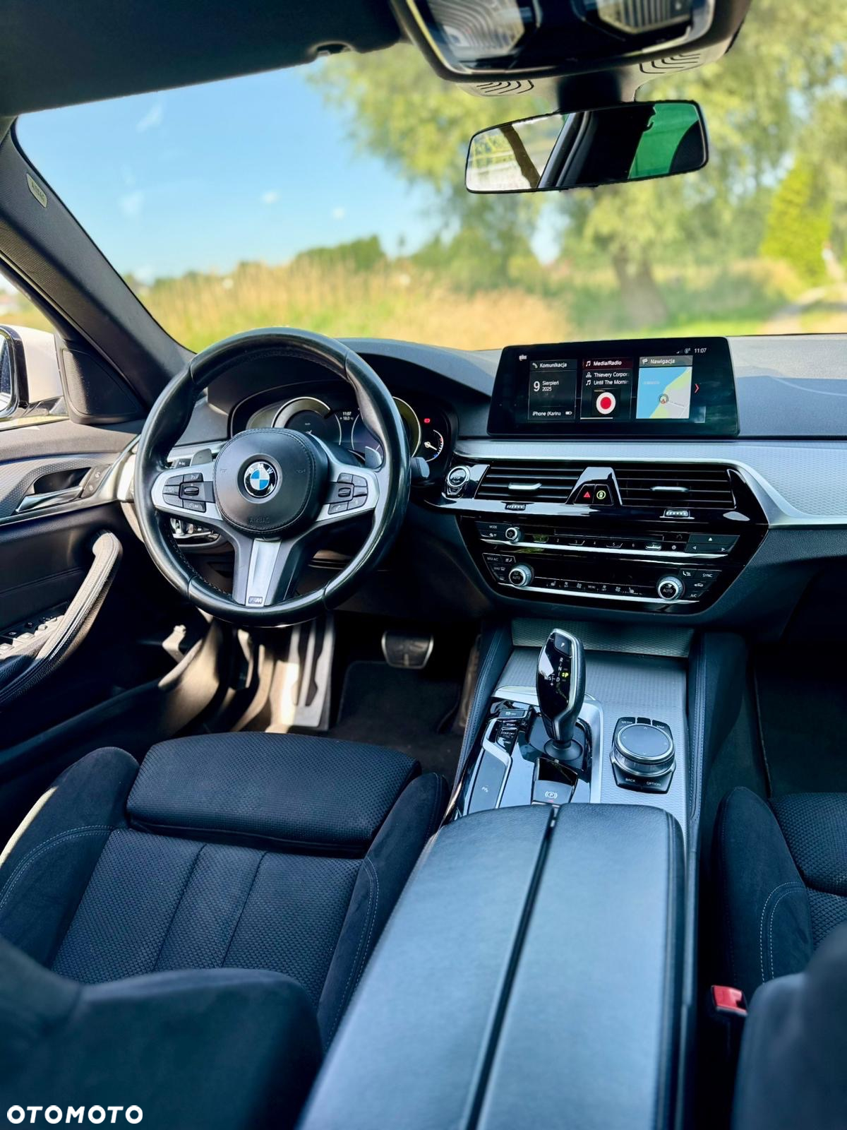 BMW Seria 5 520d xDrive - 16