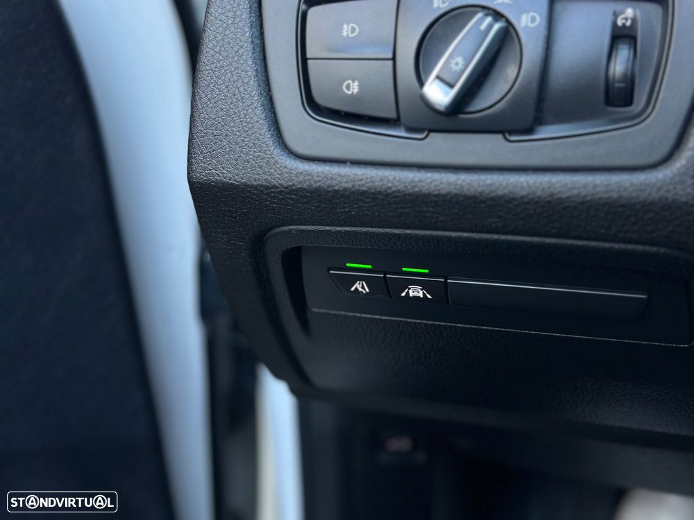 BMW 320 d Auto - 19
