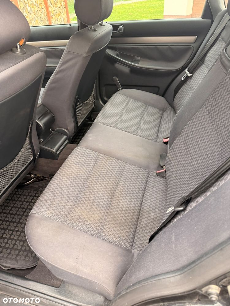 Audi A4 Limousine - 19