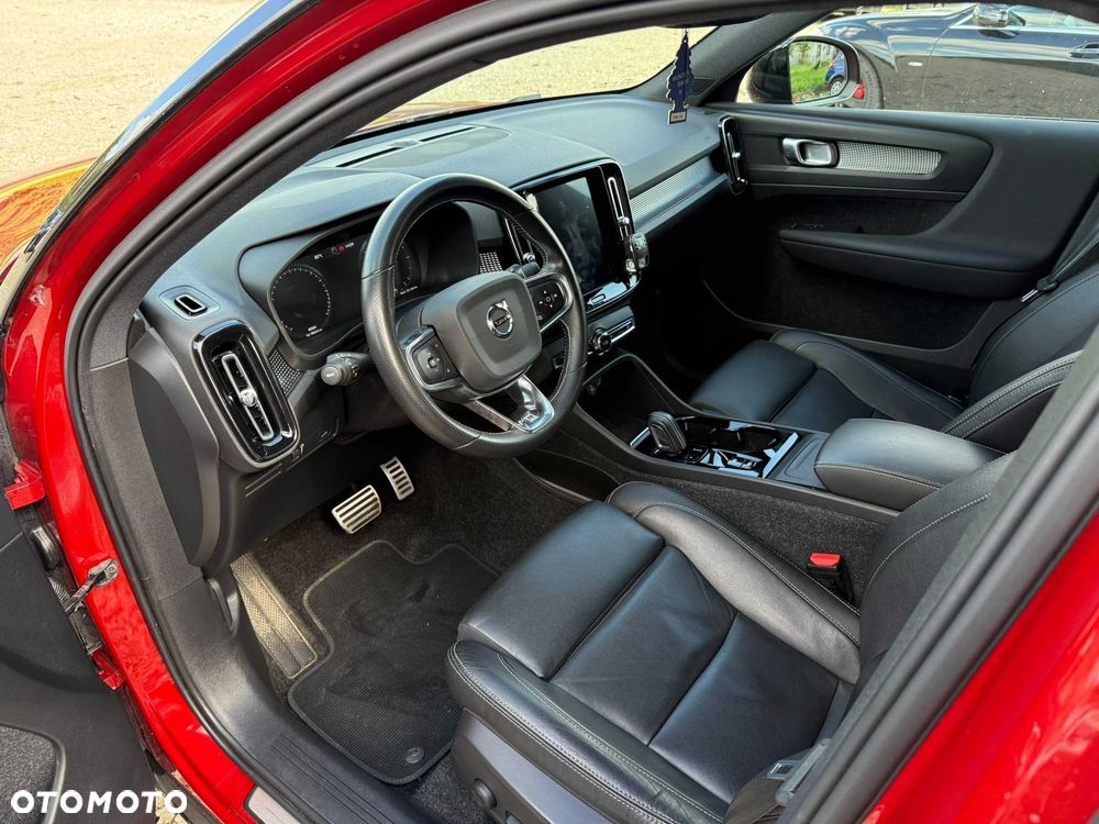 Volvo XC 40 - 6