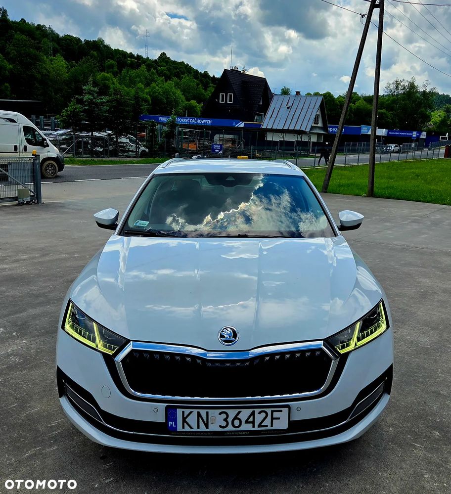 Skoda Octavia 2.0 TDI SCR Style DSG - 2