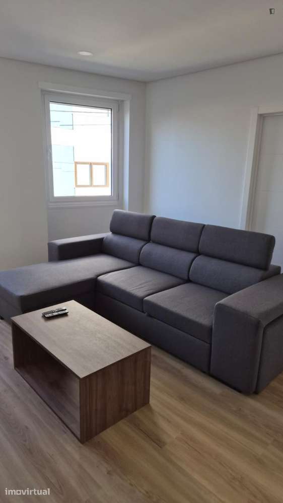 Quarto - localizado em Águas Santas Porto - Grande imagem: 3/11