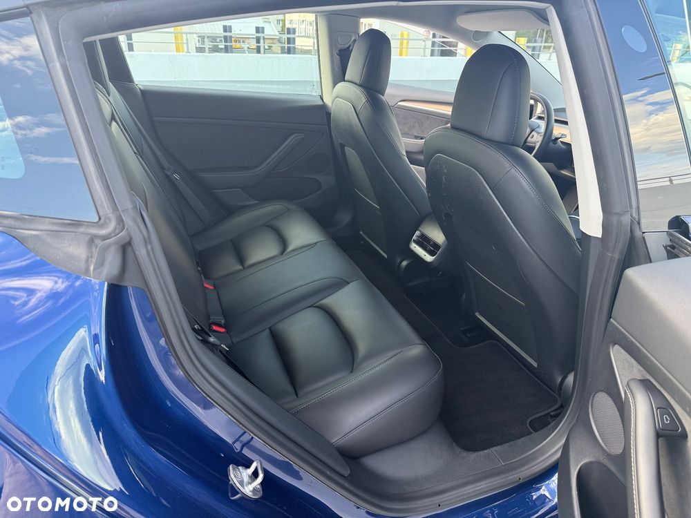 Tesla Model 3 - 22