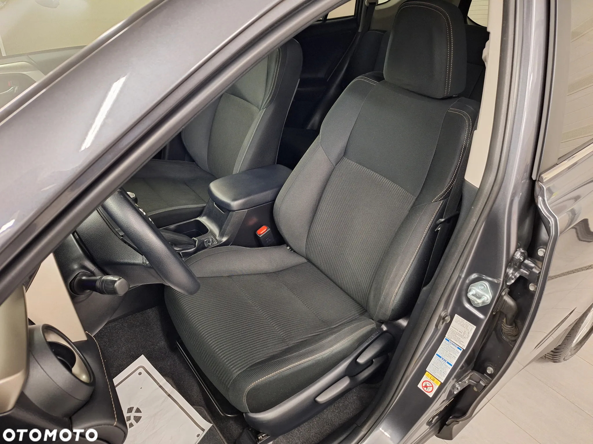 Toyota RAV4 2.0 4x4 Comfort - 19