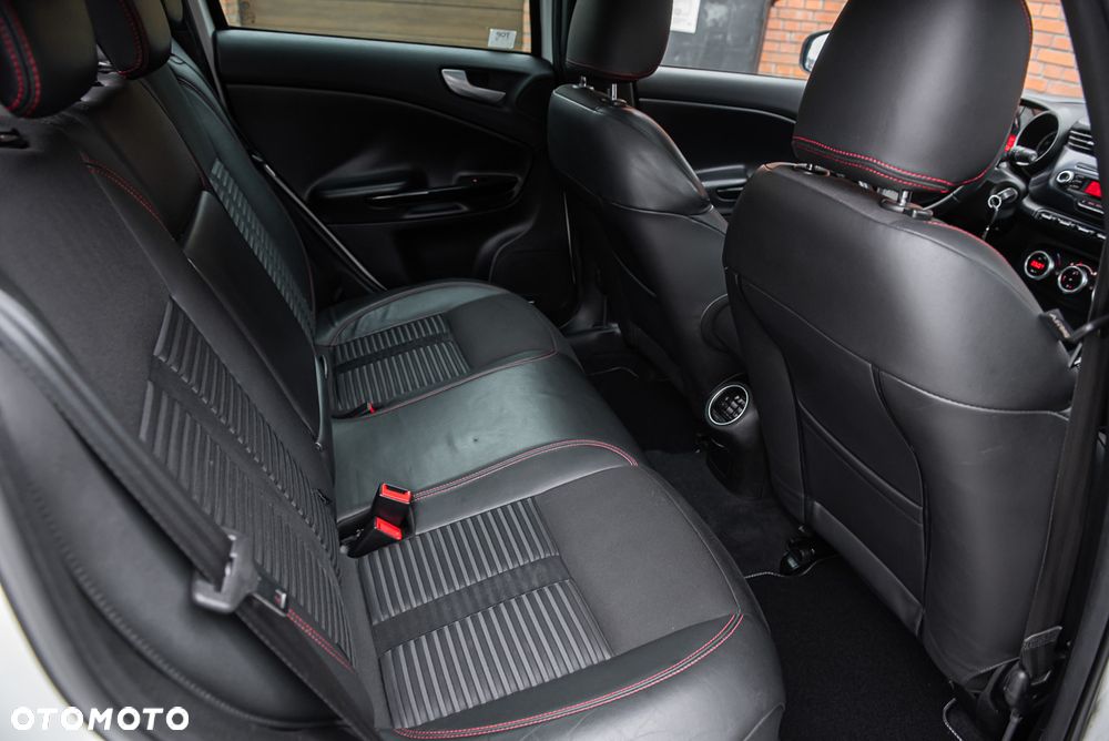 Alfa Romeo Giulietta 1.8 TBi 16V Quadrifoglio Verde - 29