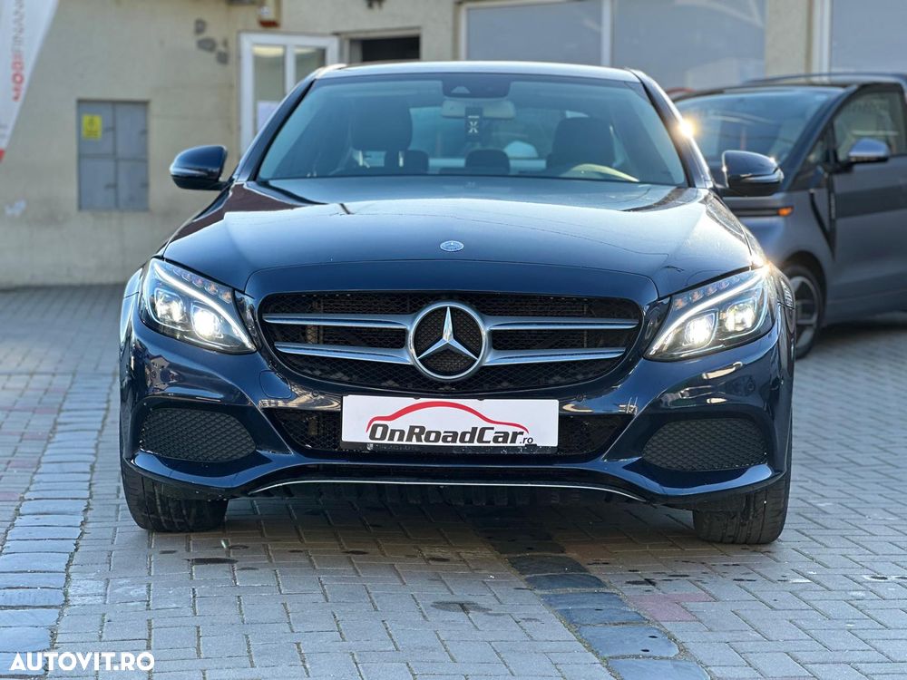 Mercedes-Benz C 220 CDI DPF Automatik BlueEFFICIENCY Avantgarde - 10