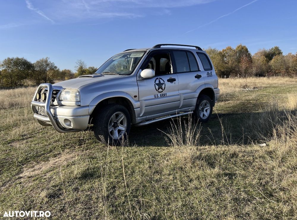 Suzuki Grand Vitara 2.0 TD Club - 2