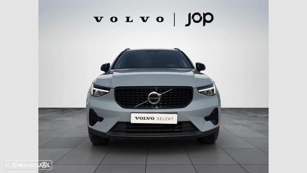 Volvo XC 40 2.0 B3 Plus Dark - 8