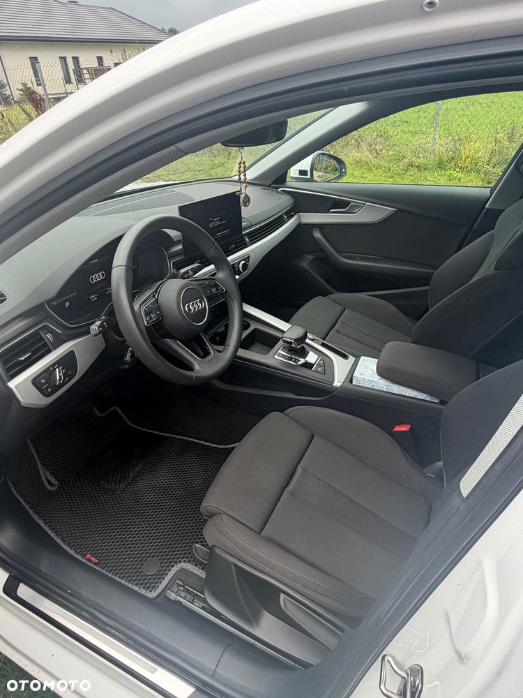 Audi A4 Limousine 35 TFSI mHEV S Line S tronic - 10