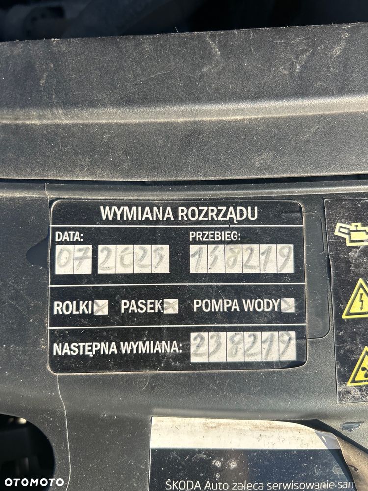 Skoda RAPID 1.6 TDI DPF Edition DSG - 14