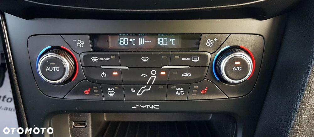 Ford Focus 1.6 TDCi DPF Titanium - 18