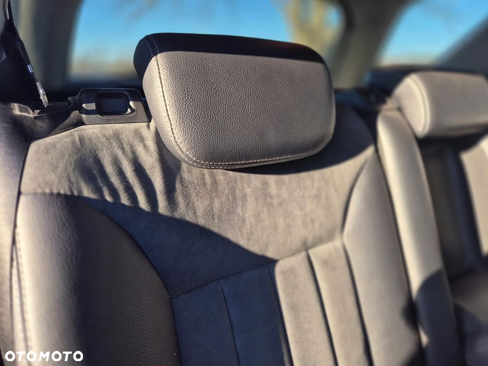 Mercedes-Benz ML 320 CDI 4-Matic - 23