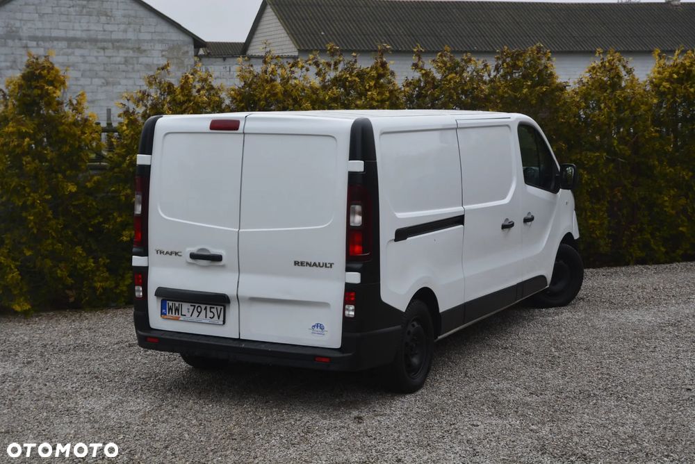 Renault Trafic - 12