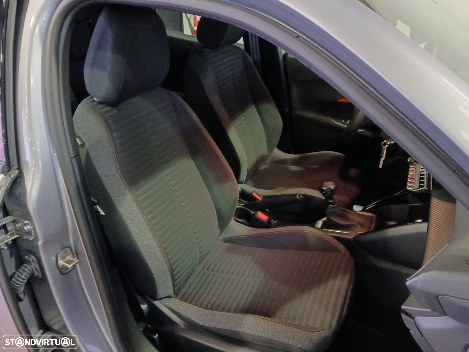 Peugeot 2008 1.2 PureTech Active Pack - 8
