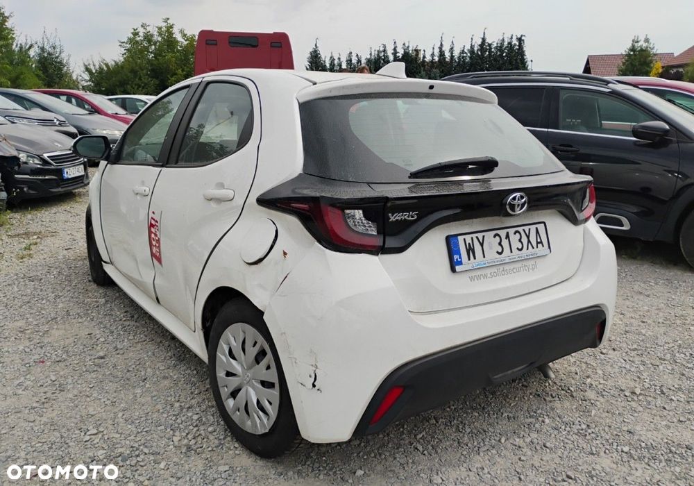 Toyota Yaris - 5