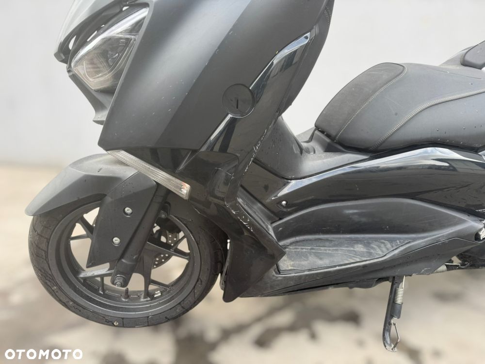 Yamaha X-max - 8