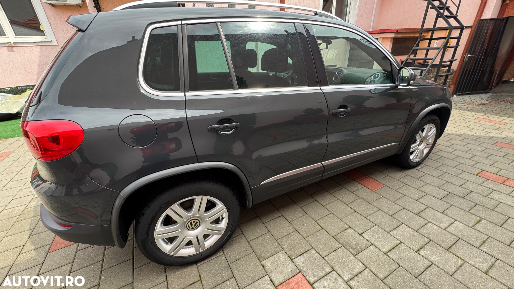 Volkswagen Tiguan 2.0 TDI DPF DSG 4Mot Comfortline - 15