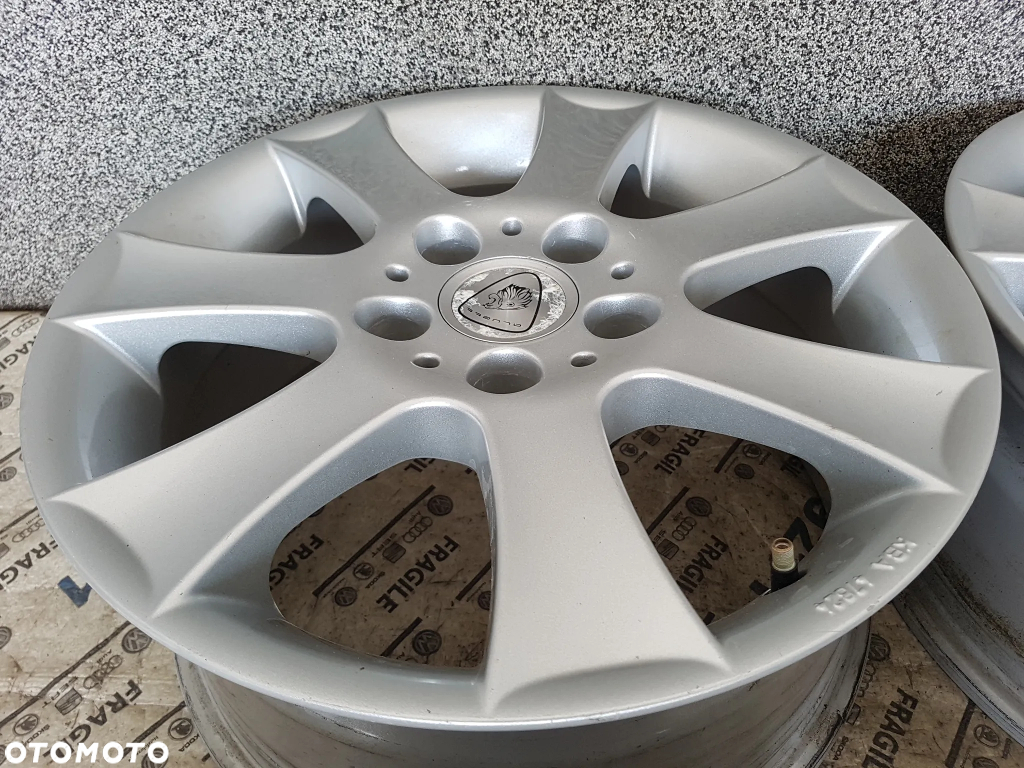 FELGI ALUMINIOWE MAZDA TOYOTA RENAULT NISSAN   5X114,3 7JX16 ET40 - 5