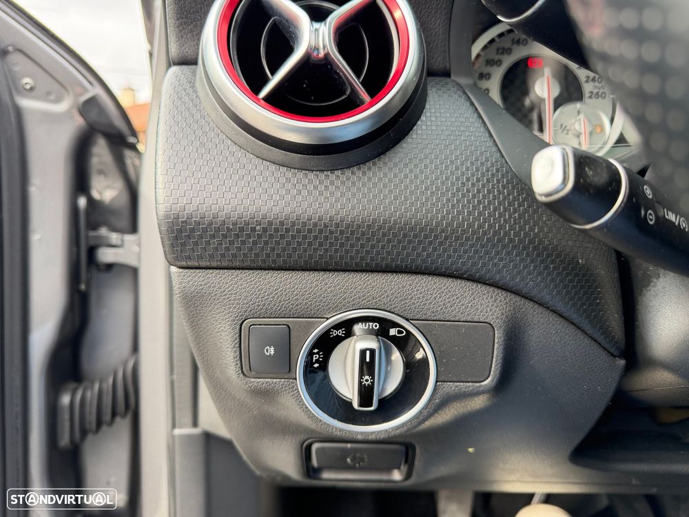 Mercedes-Benz A 200 CDI (BlueEFFICIENCY) Style - 23