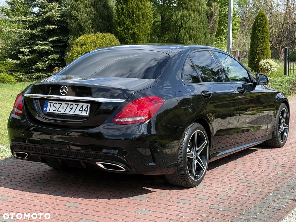 Mercedes-Benz Klasa C 180 9G-TRONIC AMG Line - 23