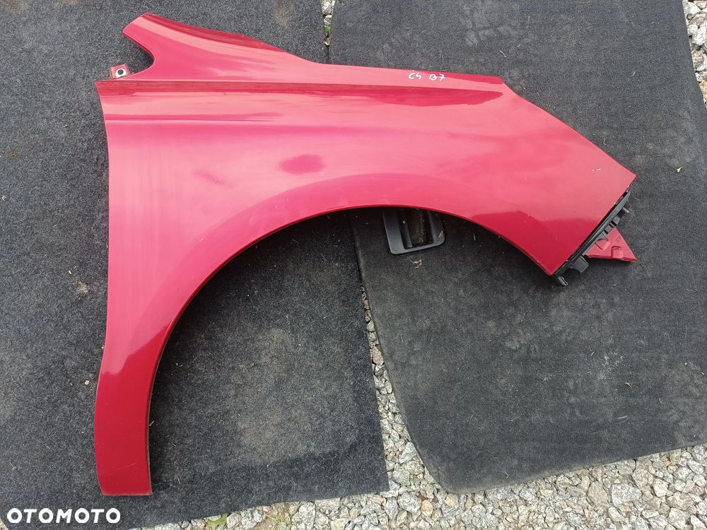 BŁOTNIK PRAWY PRZÓD PRZEDNI CITROEN C4 II B7 - 1