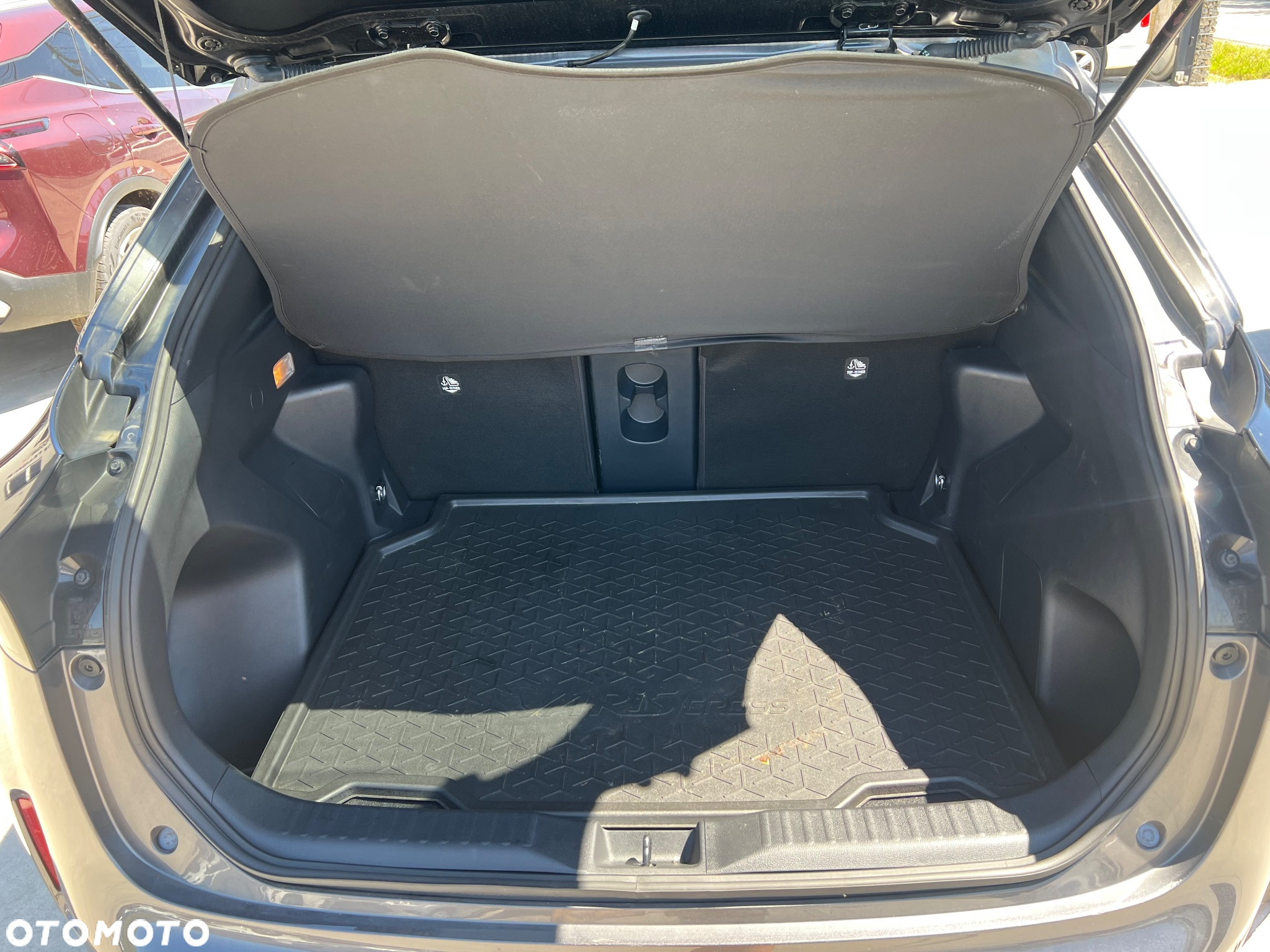 Toyota Yaris Cross Hybrid 1.5 Executive AWD - 24
