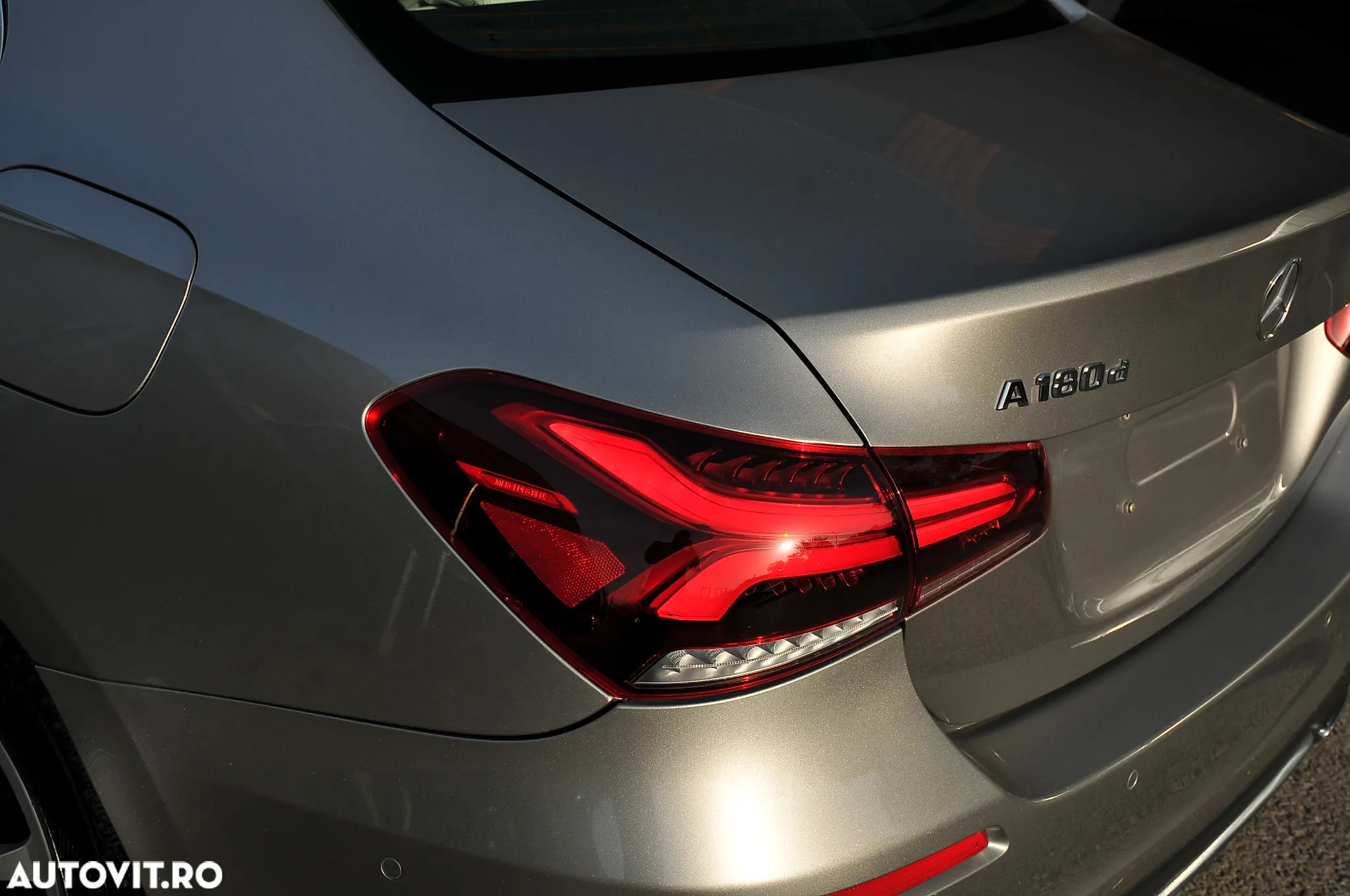Mercedes-Benz A 180 d 7G-DCT Progressive - 33