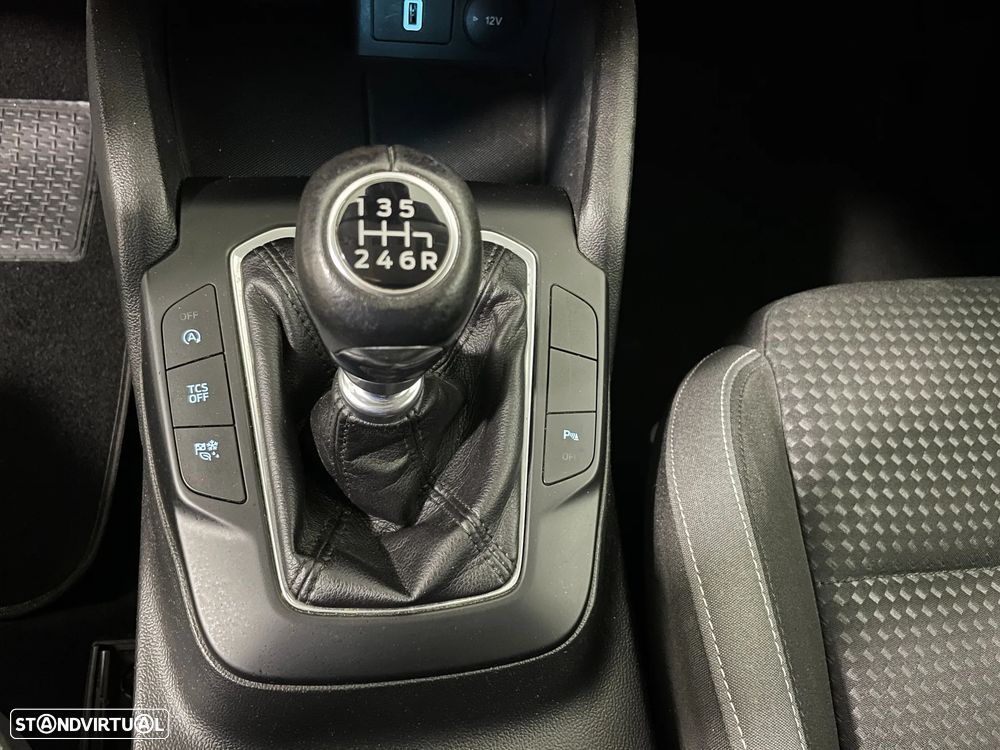 Ford Focus 1.0 EcoBoost S&S COOL&CONNECT - 14