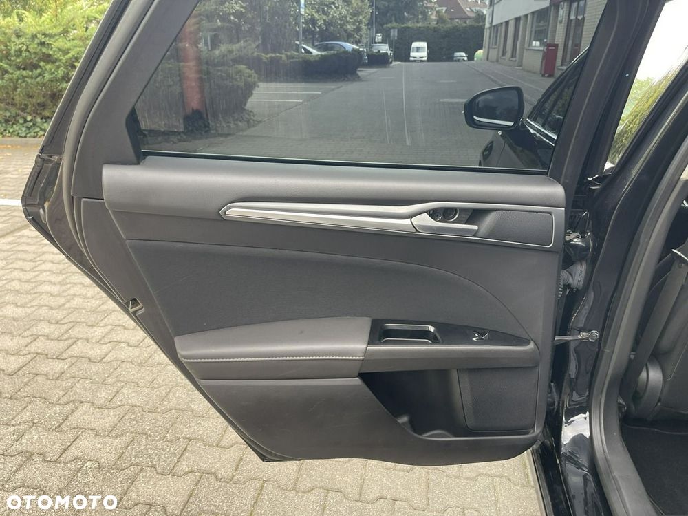 Ford Mondeo - 20