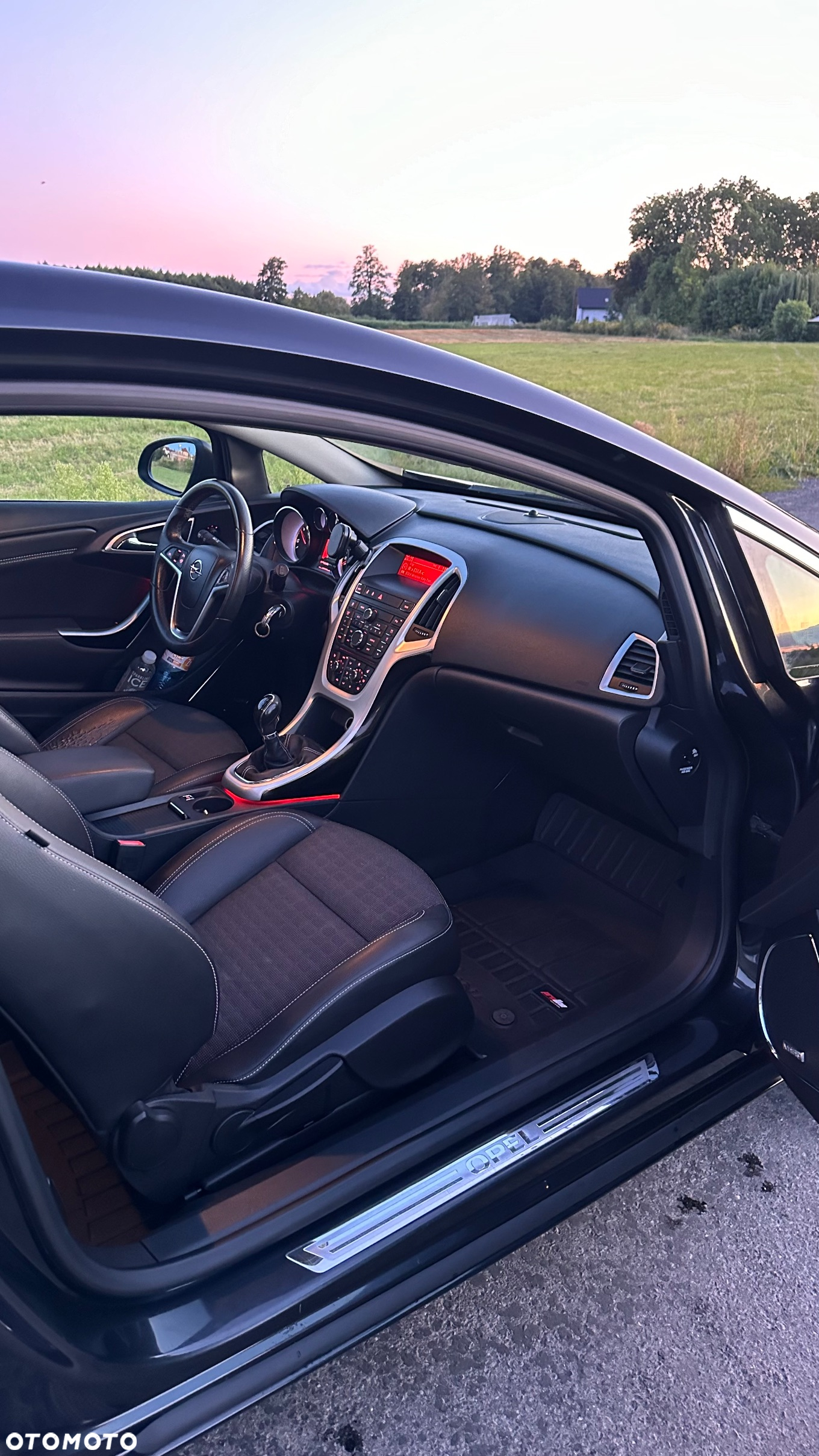 Opel Astra GTC 2.0 CDTI ecoFLEX Start/Stop Edition - 11