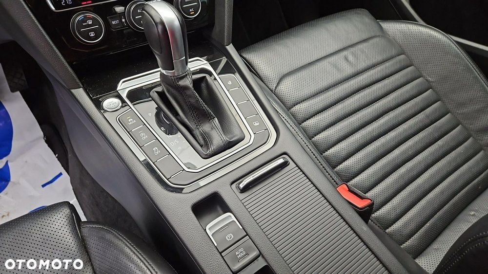 Volkswagen Passat 2.0 TSI BMT Highline DSG - 18