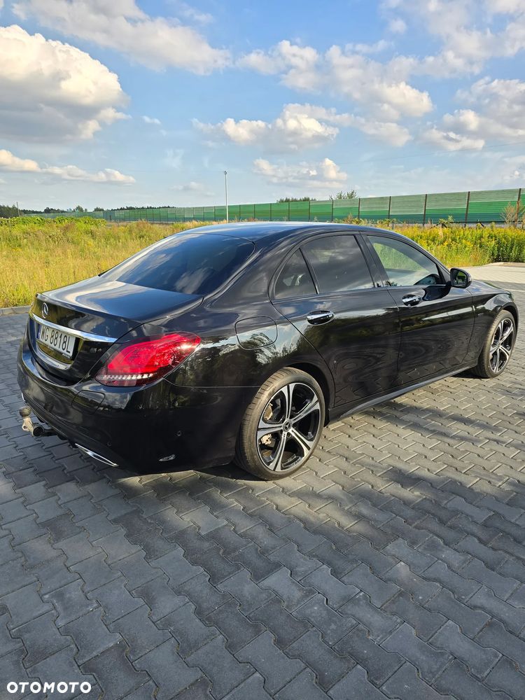 Mercedes-Benz Klasa C 300 e 9G-TRONIC - 40