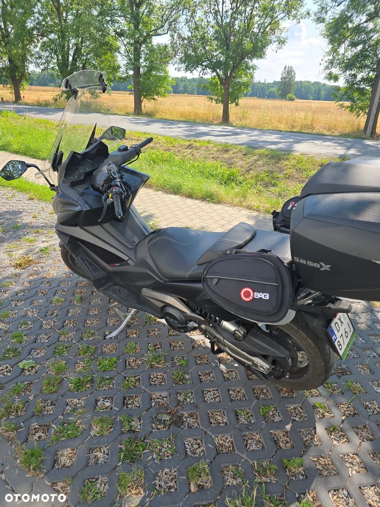 Kymco AK 550 - 7