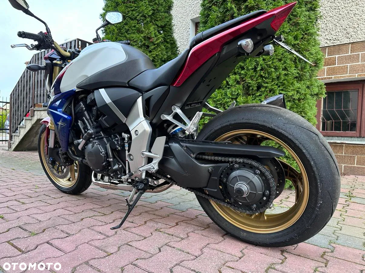 Honda CB - 11