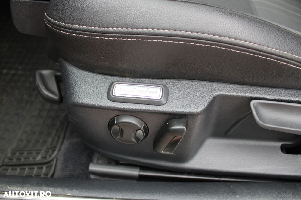 Volkswagen Passat Alltrack 2.0 TDI 4Motion - 10