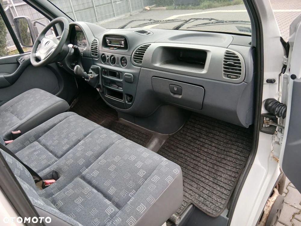 Mercedes-Benz Sprinter 416 - 26
