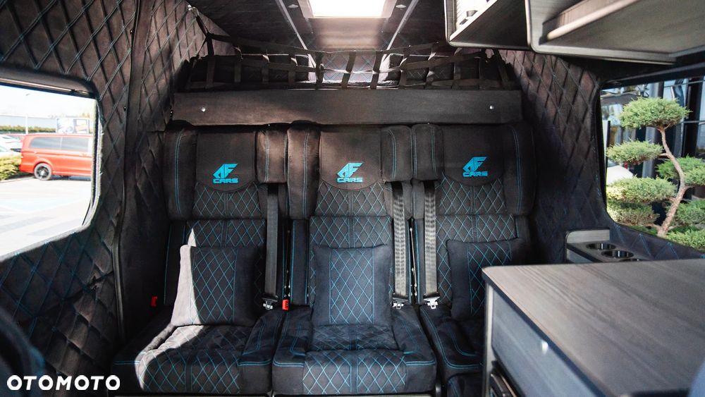 Mercedes-Benz Sprinter - 38