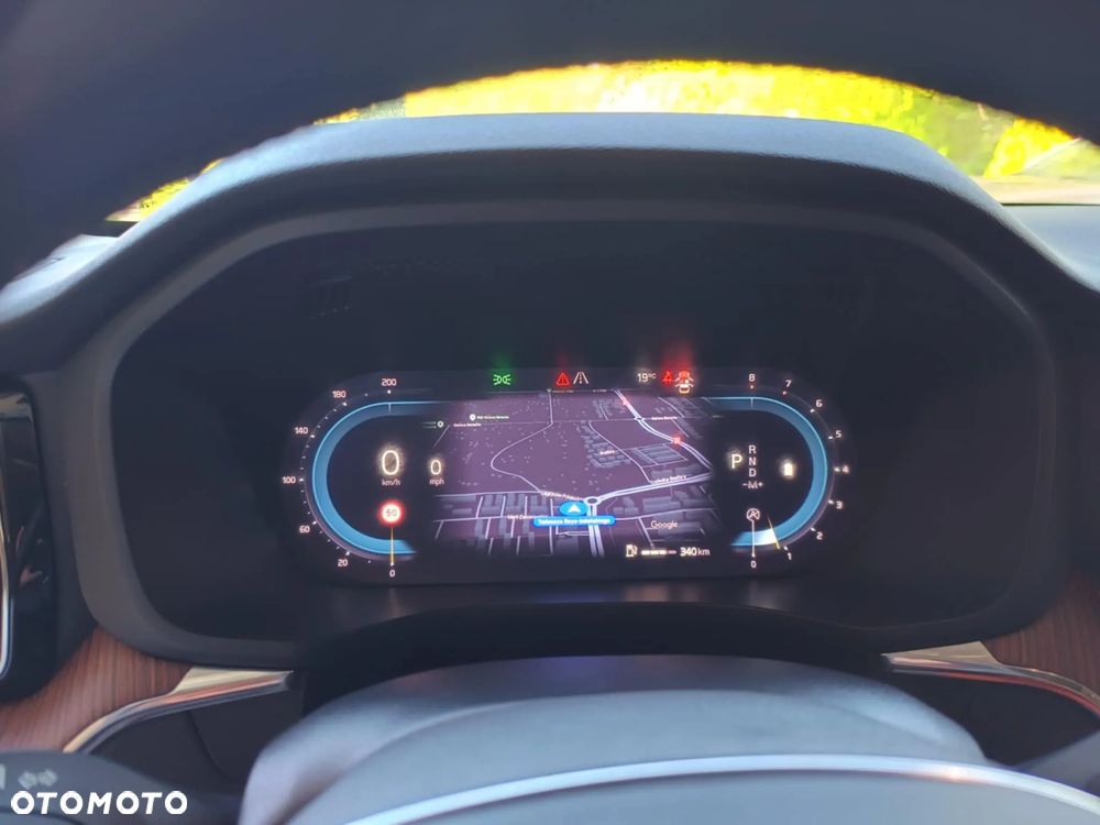 Volvo XC 60 B5 B AWD Plus Dark - 12