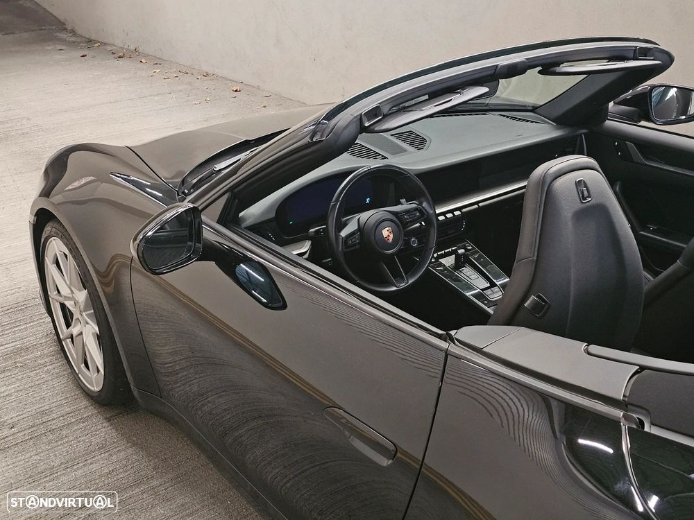 Porsche 911 (992) Carrera PDK - 25