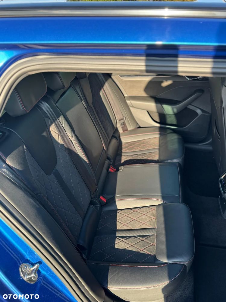 Skoda Octavia 2.0 TDI 4x4 RS DSG - 27