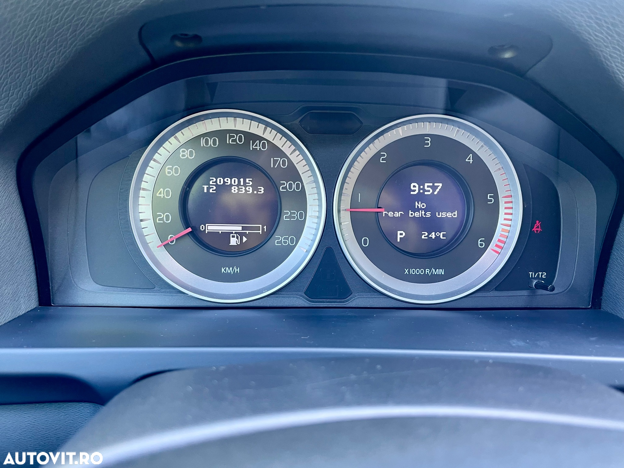 Volvo V60 D4 Start-Stop Basic - 13