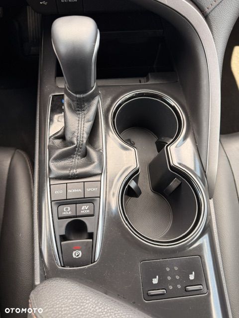 Toyota Camry 2.5 Hybrid Prestige CVT - 16