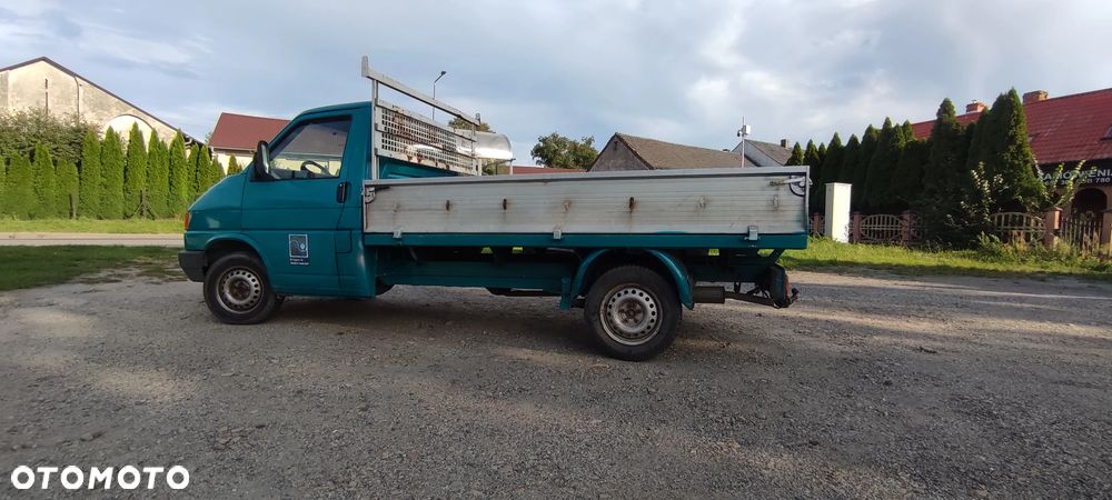 Volkswagen Transporter - 2
