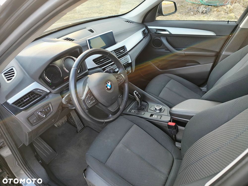 BMW X1 sDrive16d - 10