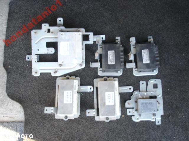 Mercedes ML W164 2006-09 320 CDI WZMACNIACZ ANTENY - 1